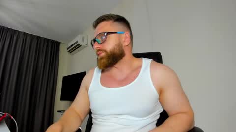Alphaalexxx Lets reach Me 100 thumbs up online show from 23, 5, 2026
