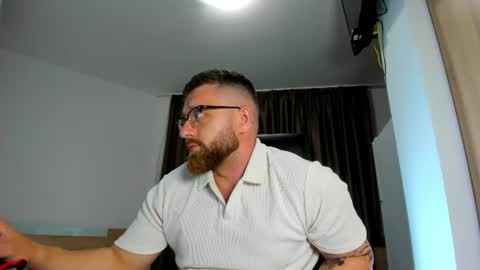 Snapshot of alphaalexxx chatting on 11, 6, 2026 Alphaalexxx Lets reach Me 100 thumbs up online show from 11, 6, 2026