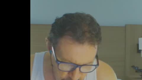 alphablue_wolf1295 online show from 4, 5, 2026