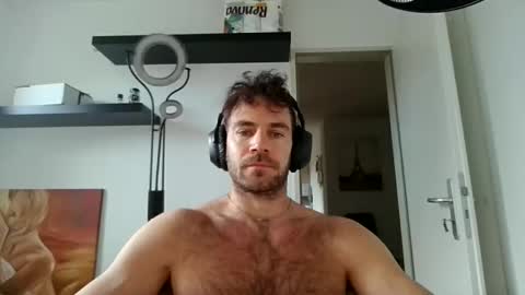 alphah_hunk online show from 20, 11, 2025