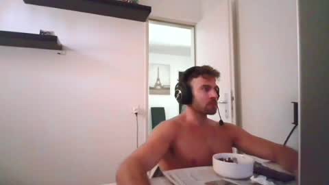Snapshot of alphah_hunk chatting on 8, 7, 2026 alphah_hunk online show from 8, 7, 2026