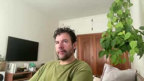 Snapshot of alto1e90br chatting on 14, 1, 2025 alto1e90br online show from 14, 1, 2025