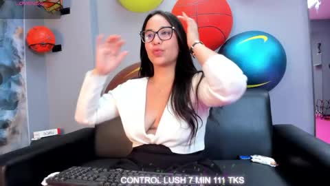 Snapshot of aluna_2_brown chatting on 28, 5, 2026 ALUNA online show from 28, 5, 2026