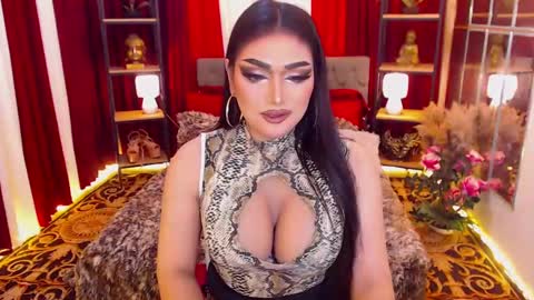 Alura Jhenson online show from 6, 1, 2025