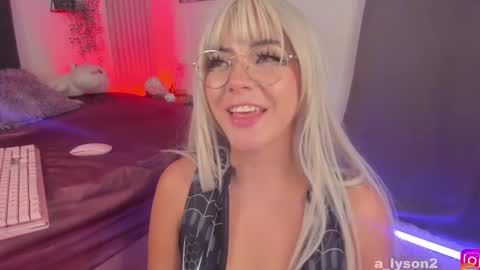 Im back 3 follow me on instagram  na misuan online show from 10, 2, 2025