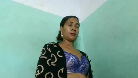 Snapshot of alyahtah chatting on 11, 7, 2026 alyahtah online show from 11, 7, 2026