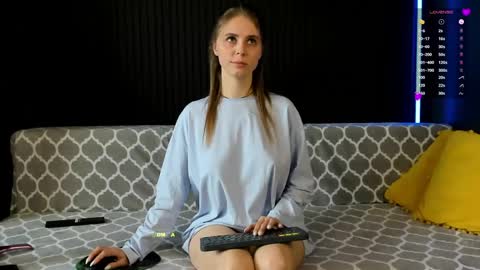 Alena online show from 28, 4, 2026