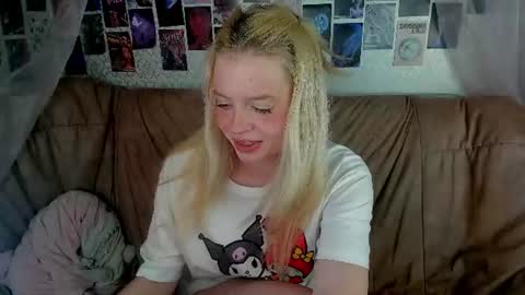 Snapshot of alysameow chatting on 24, 7, 2026 Alysa 7GMT online show from 24, 7, 2026