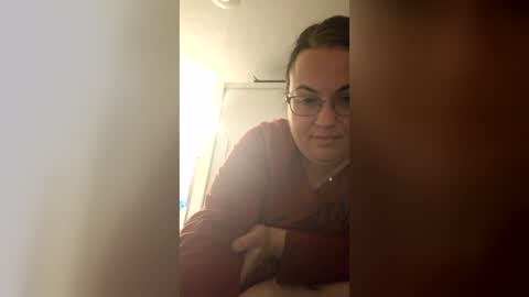 Snapshot of alysareeve chatting on 9, 7, 2026 alysareeve online show from 9, 7, 2026