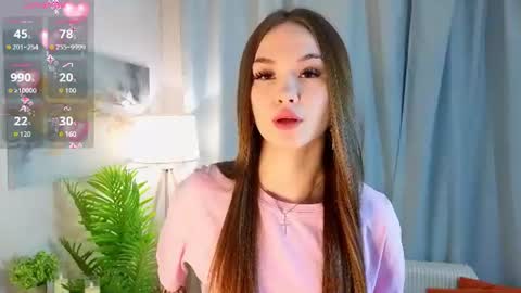 Snapshot of alyshaplescia chatting on 11, 7, 2026 Mona online show from 11, 7, 2026