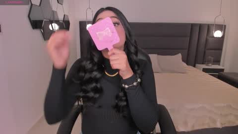 Snapshot of alyssadean_ chatting on 12, 11, 2025 Aly online show from 12, 11, 2025