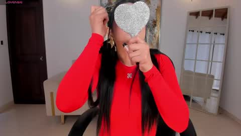 Snapshot of alyssadean_ chatting on 13, 5, 2026 Aly online show from 13, 5, 2026