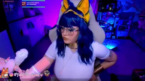Snapshot of alyssaromanova chatting on 24, 10, 2025  . Monday to Saturday at 10pm and 6am Colombia time online show from 24, 10, 2025