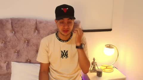 Amadeo Wild online show from 12, 1, 2025