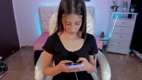 B I A N C A online show from 8, 4, 2026