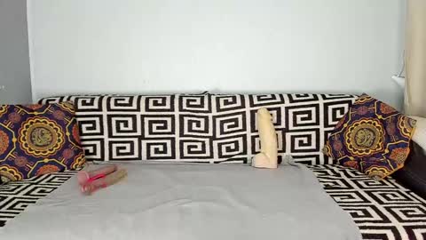 Snapshot of amalia_mio chatting on 24, 5, 2026 Amalia online show from 24, 5, 2026