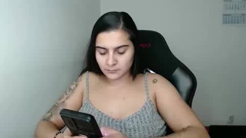 The queen of the biceps  online show from 4, 2, 2026