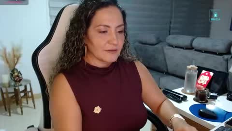  Amanda  online show from 25, 2, 2026