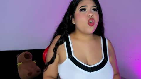 Snapshot of amanda_mooree_ chatting on 5, 12, 2025 Amanda Moore online show from 5, 12, 2025