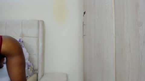 Amanda tint online show from 5, 11, 2025