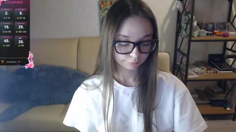 Mila online show from 3, 12, 2024