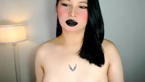 Snapshot of amara_perry30 chatting on 6, 5, 2026 Amara online show from 6, 5, 2026