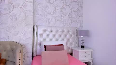 amara_rousse online show from 20, 11, 2025