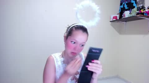 Amara Velvett online show from 24, 6, 2026