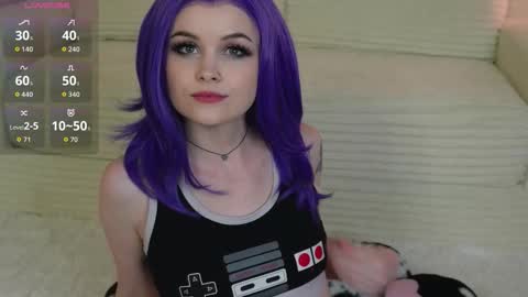 Snapshot of amaramoonglow chatting on 20, 11, 2025 Amara online show from 20, 11, 2025