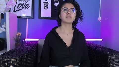 Snapshot of amarettho chatting on 31, 1, 2025 Emily online show from 31, 1, 2025