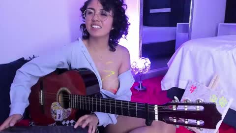 Snapshot of amarettho chatting on 13, 2, 2025 Emily online show from 13, 2, 2025