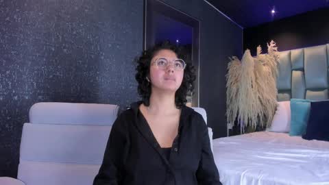 Snapshot of amarettho chatting on 8, 3, 2025 Emily online show from 8, 3, 2025