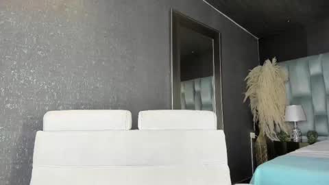 Snapshot of amarettho chatting on 12, 9, 2025 Emily online show from 12, 9, 2025