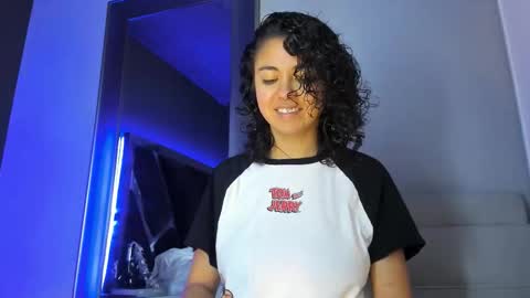 Snapshot of amarettho chatting on 22, 9, 2025 Emily online show from 22, 9, 2025