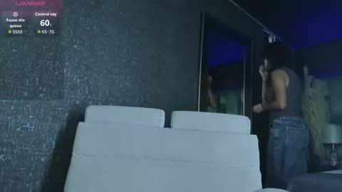 Snapshot of amarettho chatting on 1, 10, 2025 Emily online show from 1, 10, 2025