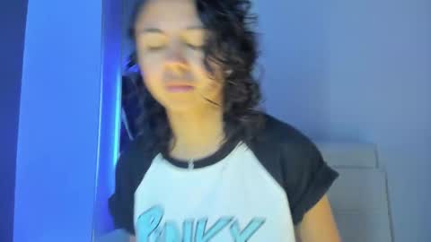 Snapshot of amarettho chatting on 3, 10, 2025 Emily online show from 3, 10, 2025