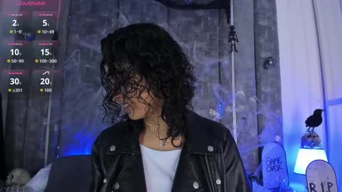 Snapshot of amarettho chatting on 1, 11, 2025 Emily online show from 1, 11, 2025