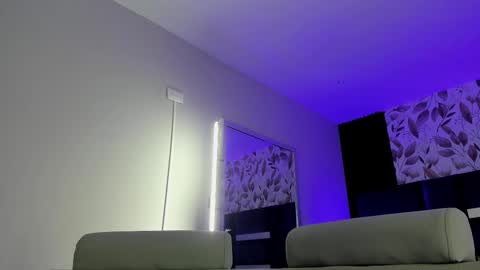 Snapshot of amarettho chatting on 5, 11, 2025 Emily online show from 5, 11, 2025