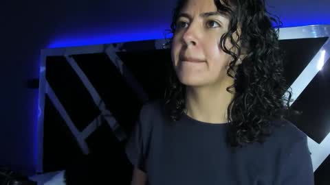 Snapshot of amarettho chatting on 6, 11, 2025 Emily online show from 6, 11, 2025