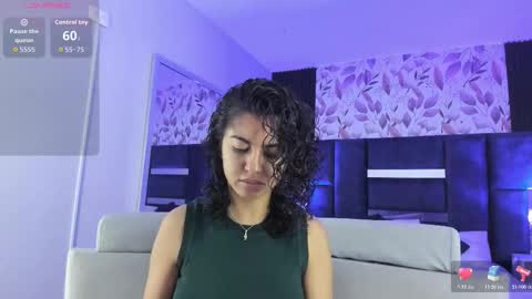 Snapshot of amarettho chatting on 14, 11, 2025 Emily online show from 14, 11, 2025