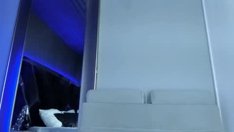 Snapshot of amarettho chatting on 16, 11, 2025 Emily online show from 16, 11, 2025