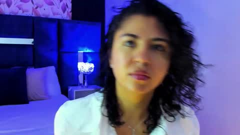 Snapshot of amarettho chatting on 23, 11, 2025 Emily online show from 23, 11, 2025