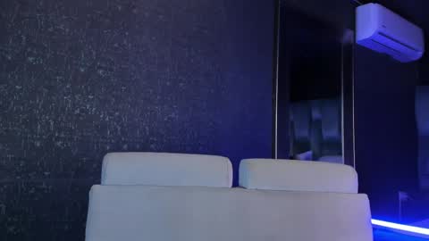 Emily online show from 31, 3, 2026