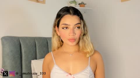  Mar  independent model  online show from 18, 12, 2024