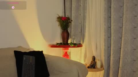 Snapshot of amatistahot1 chatting on 25, 4, 2026 Amatista online show from 25, 4, 2026