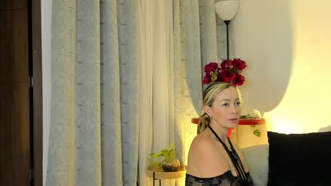 Snapshot of amatistahot1 chatting on 23, 5, 2026 Amatista online show from 23, 5, 2026