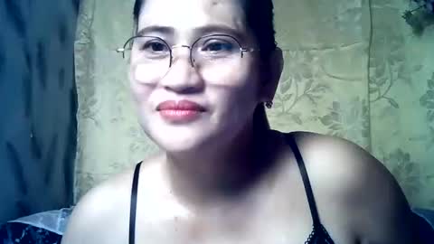 Snapshot of amazing_angel22 chatting on 20, 10, 2025 amazing angel online show from 20, 10, 2025