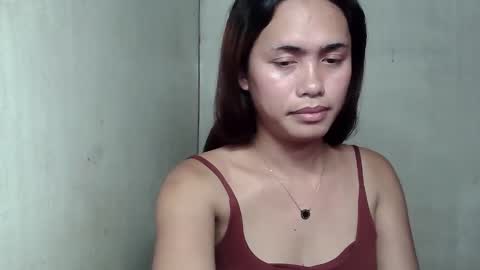 YELLA online show from 7, 10, 2025