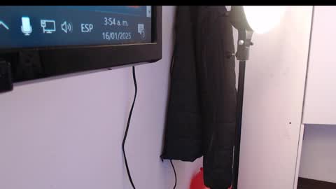 Ambar Jones online show from 16, 1, 2025