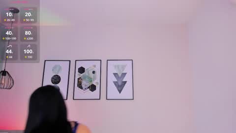 ambarevans_ online show from 18, 9, 2025